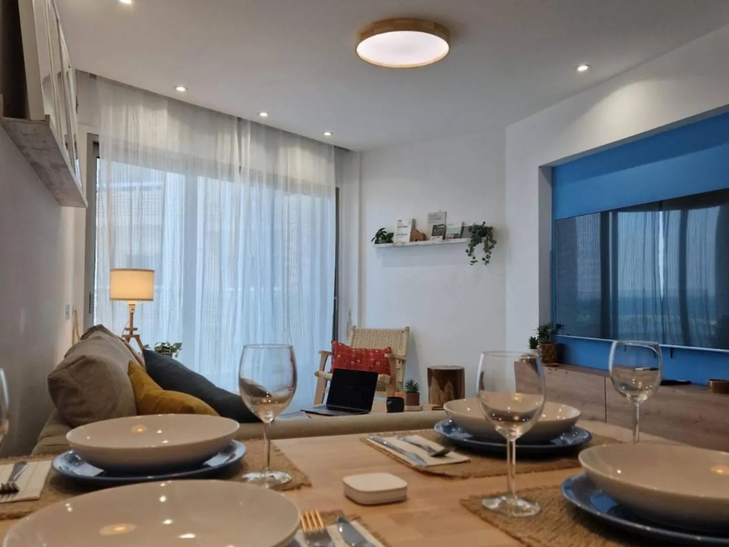 Apartment Seaview City Retreat Larnaca Cyprus